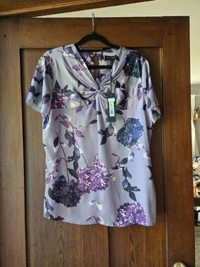 Donna Karan  Twist-Neck Short Sleeve Top - Lavender
